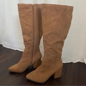 Lane Bryant Knee High Faux Velour Tan
Brown Wide Calf Boots 9 W